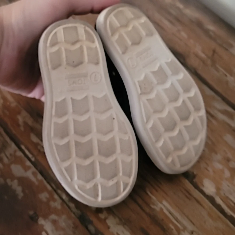 Toms Navy blue rubber shoes toddler 7